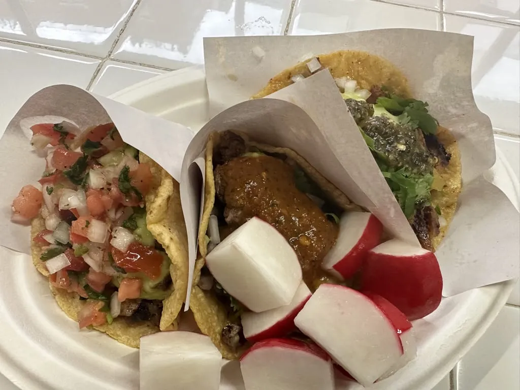 3 Tacos