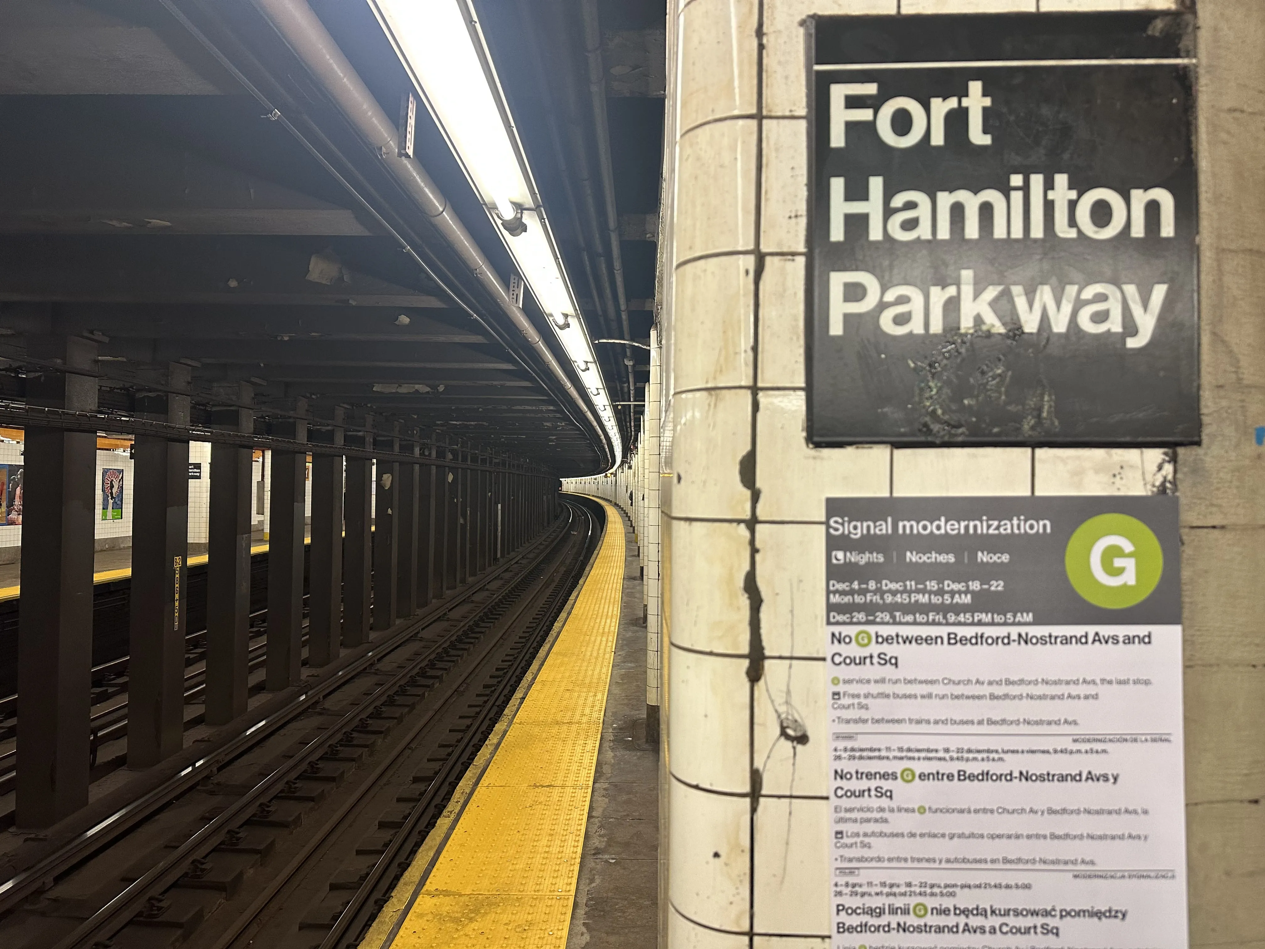 G Train at Fort Hamilton Stop